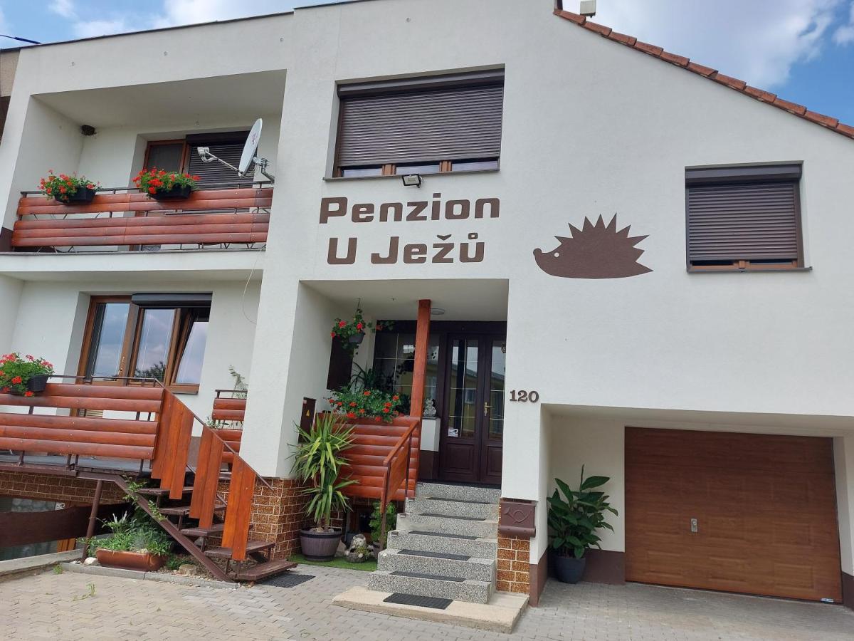 Penzion U Jezu - Ubytovani Pasohlavky Exterior photo